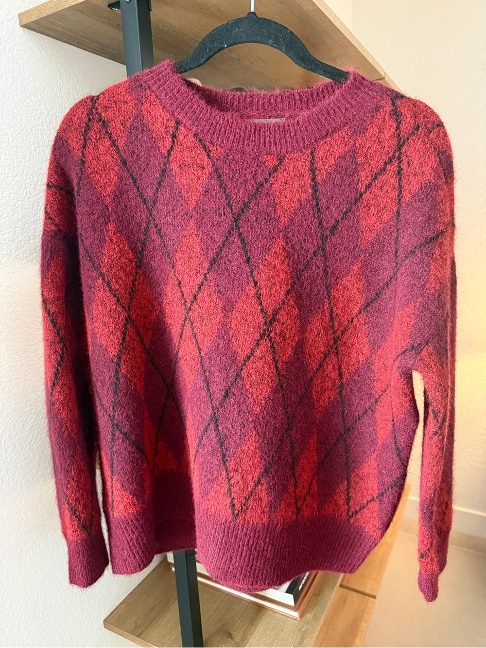 Vince Camuto Cozy & Bright Burgundy Argyle Sweater – XS